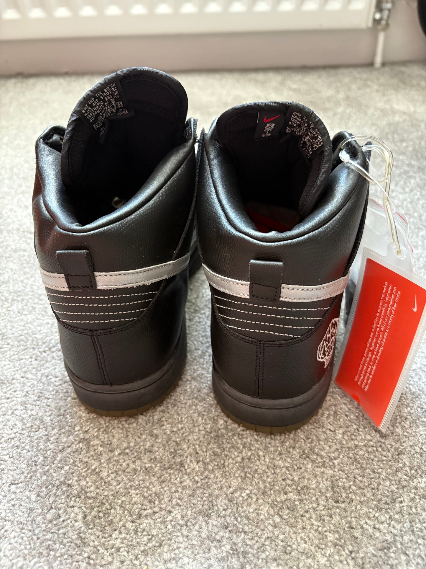Nike NERD 2003 Dunks
