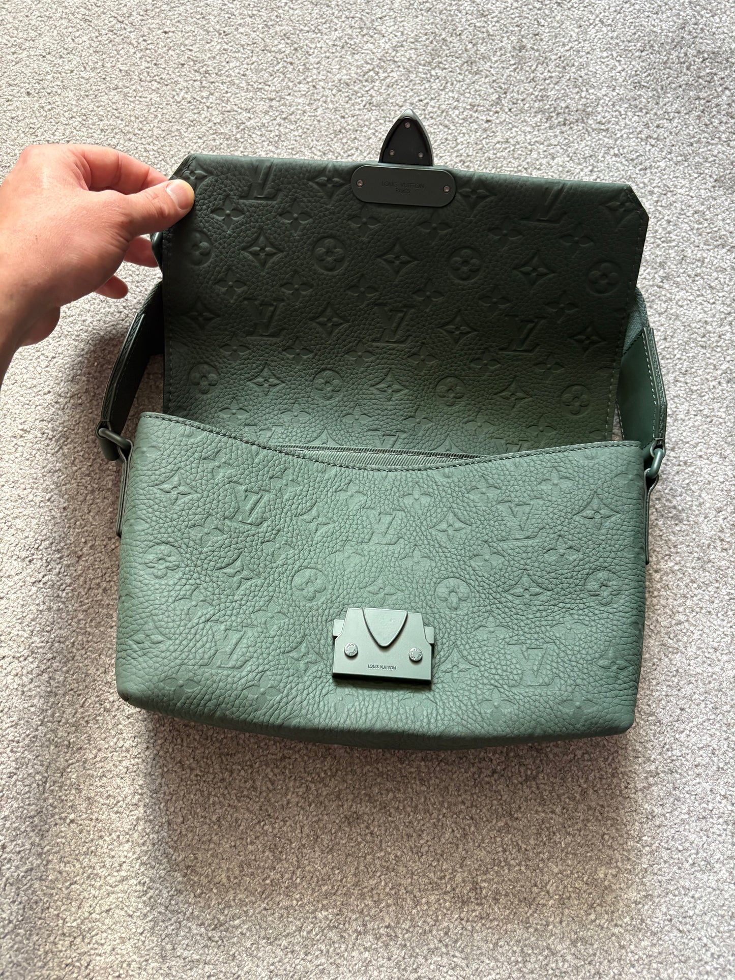 Louis Vuitton S-Cape Monogram Taurillon Messenger Bag