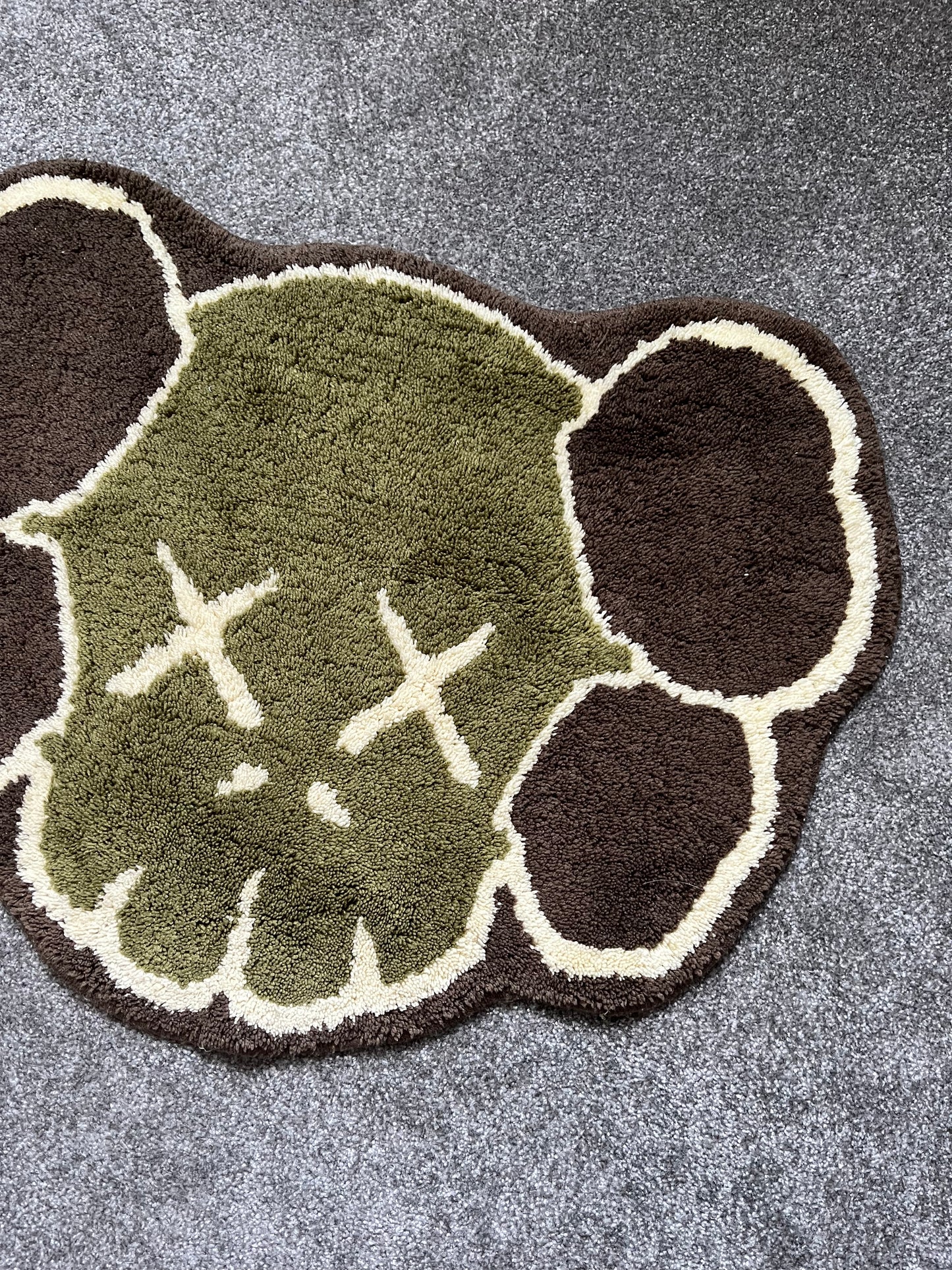 Kaws Original Fake x G1950 Skull Rug