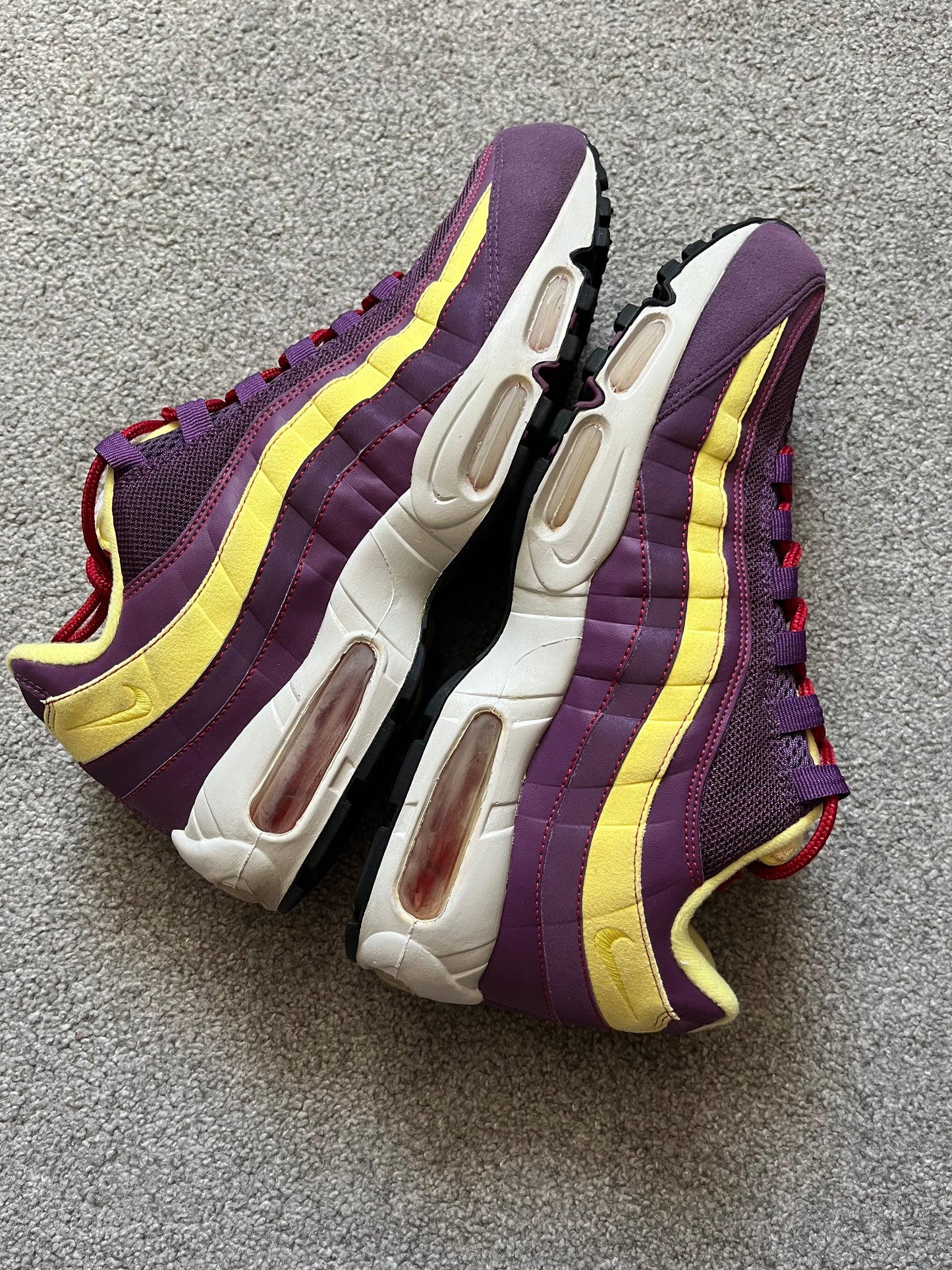 Nike Powerwall BRS 2006 Air Max 95s