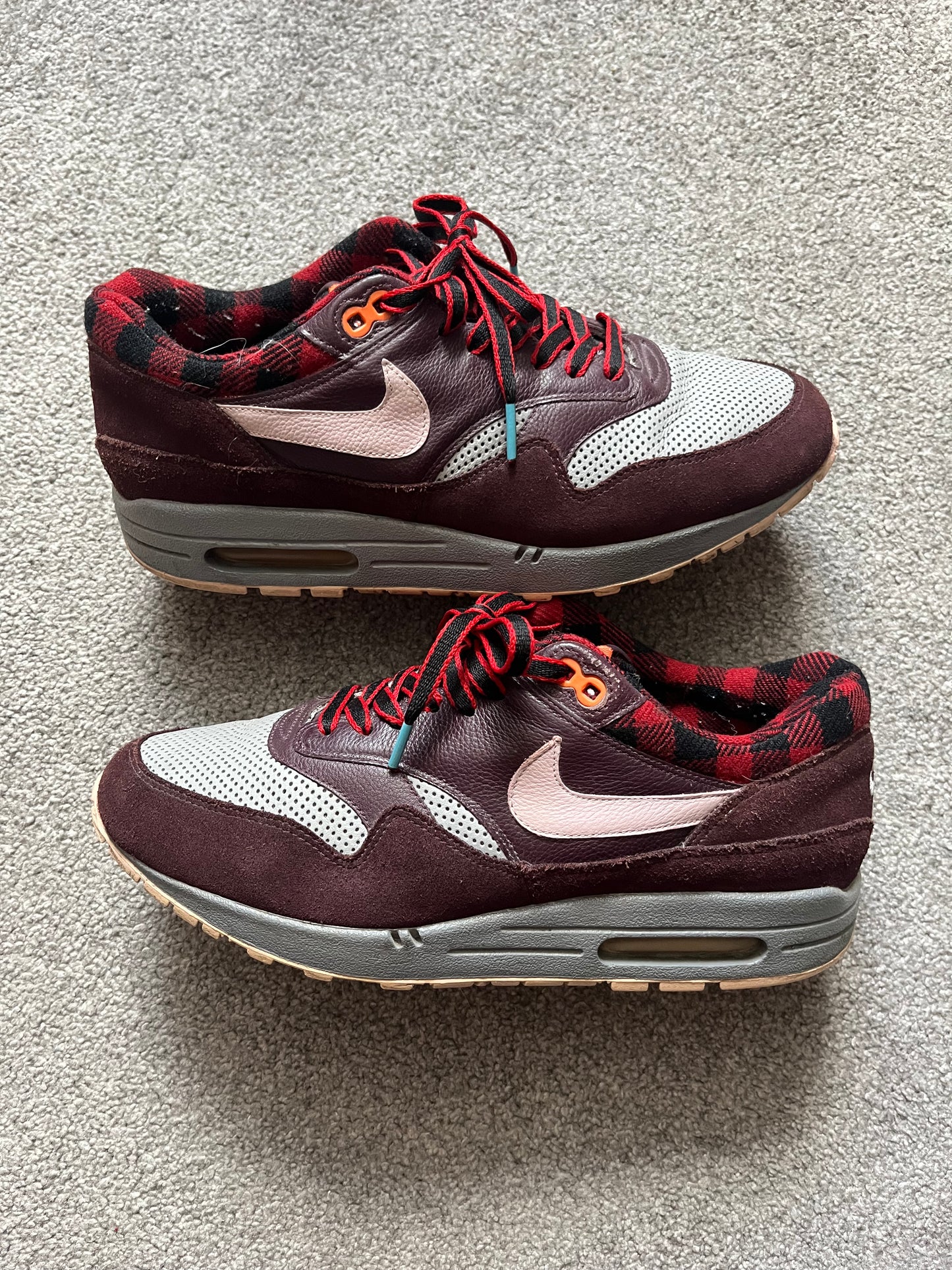 Nike Supreme Flannel 2007 Air Max 1s