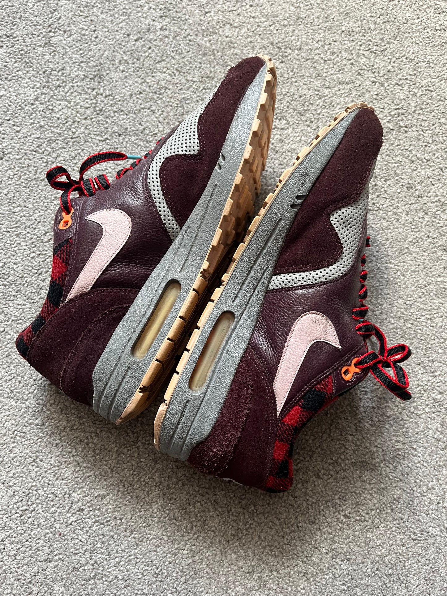 Nike Supreme Flannel 2007 Air Max 1s