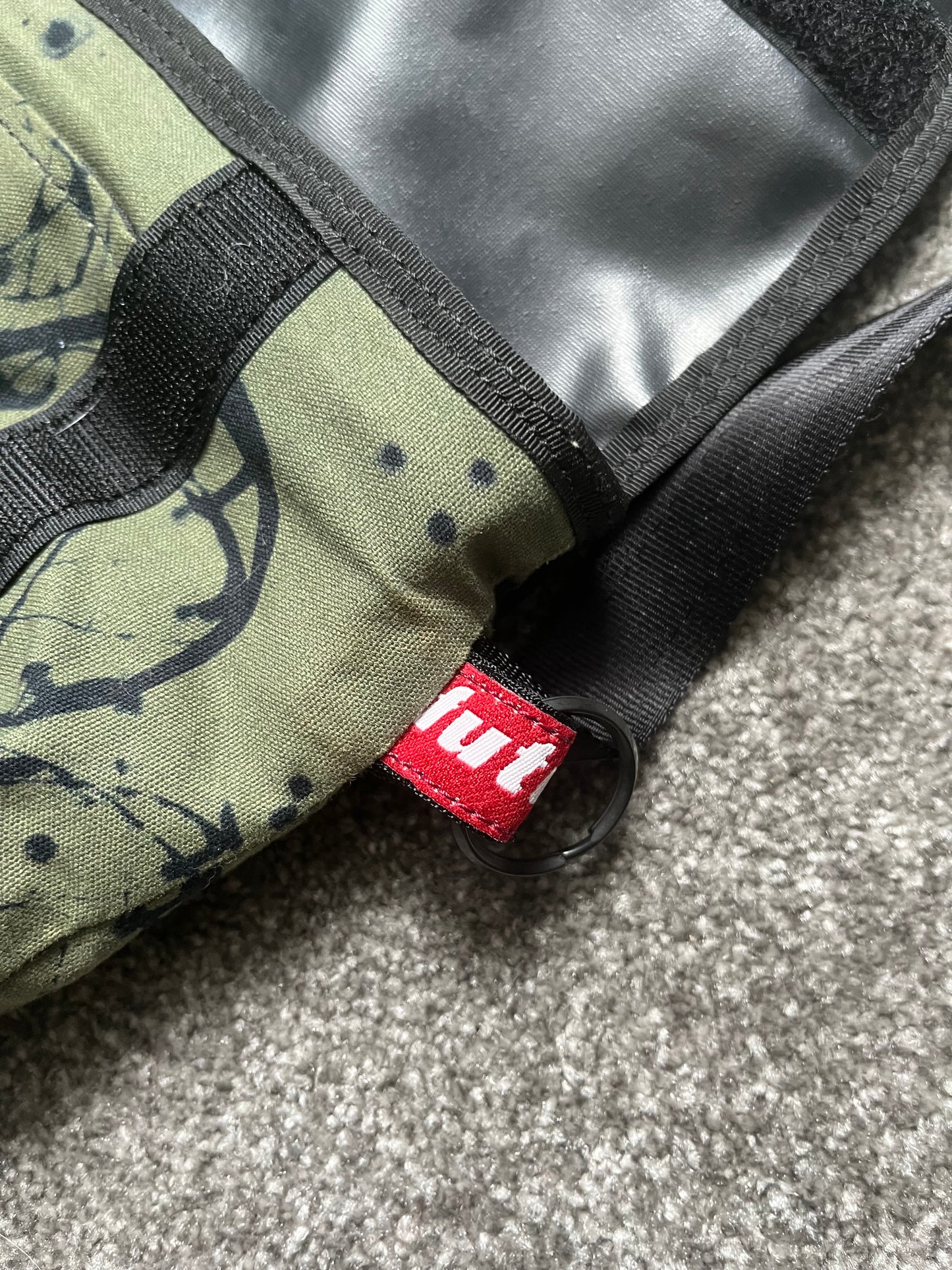 Futura Side Bag