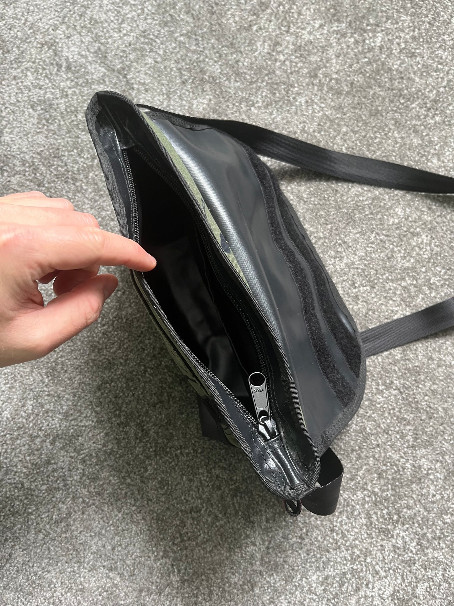 Futura Side Bag