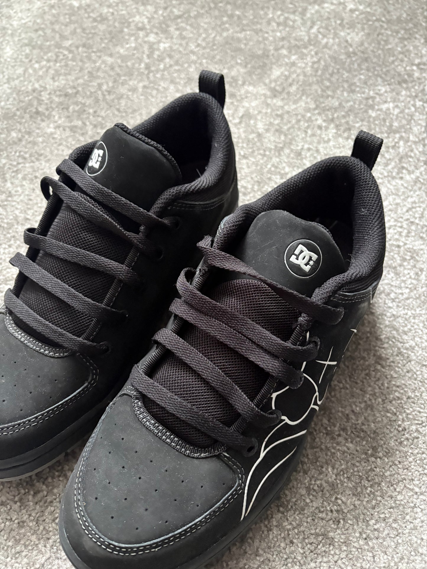 Kaws DC Chum 2002 Trainers
