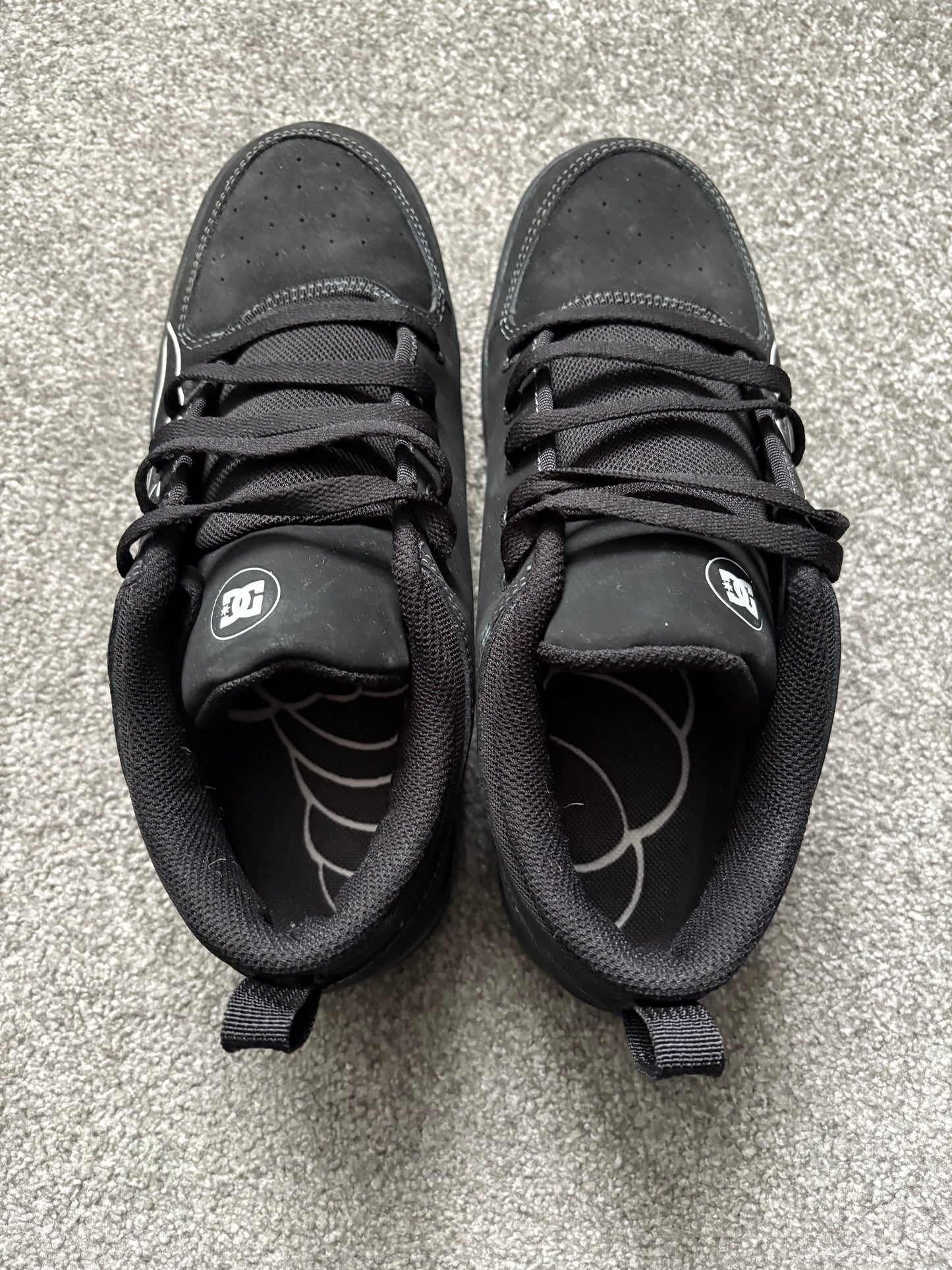 Kaws DC Chum 2002 Trainers