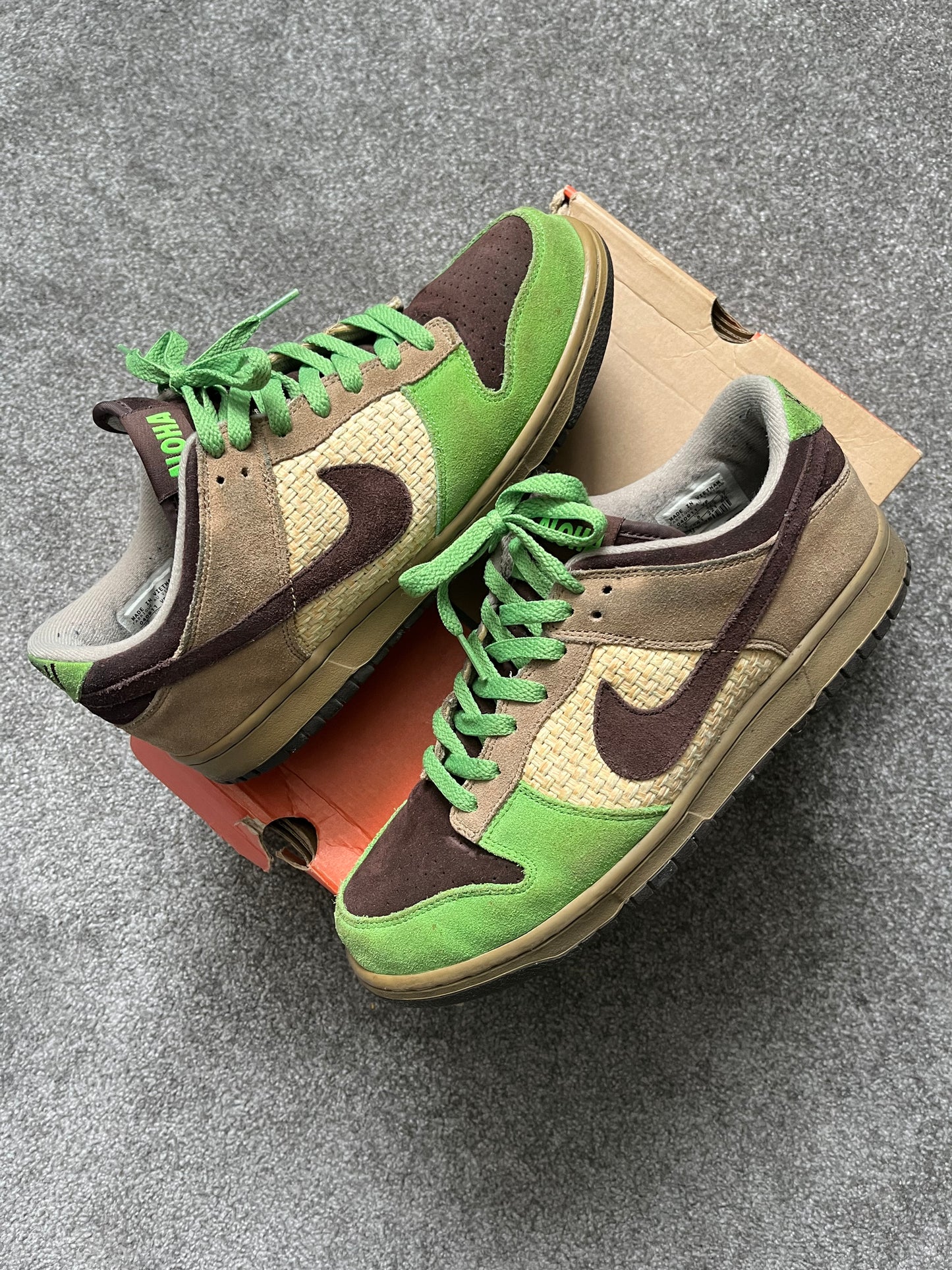 Nike SB Aloha 2004 Dunks