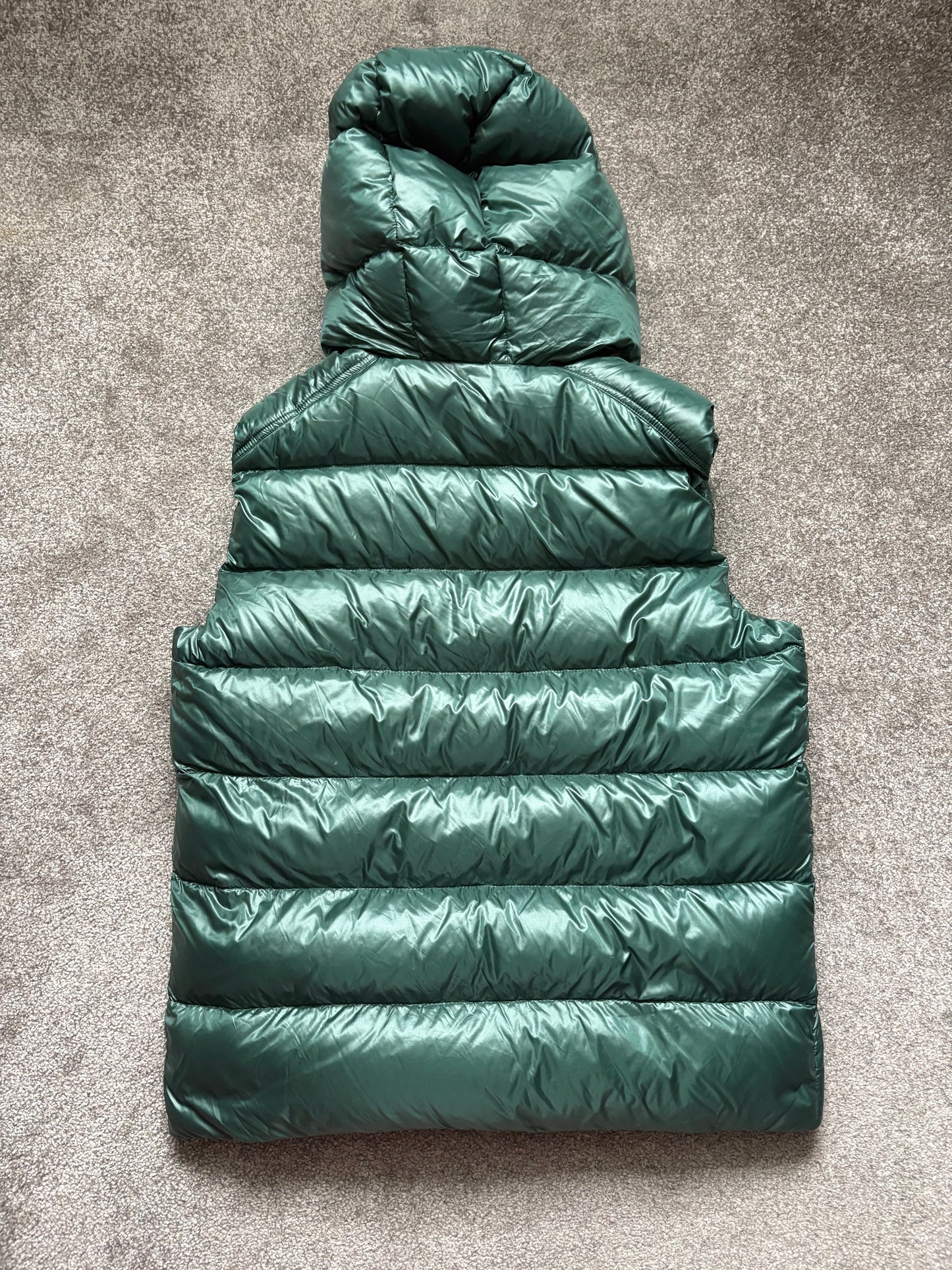 Moncler Luiro Hooded Down Gilet
