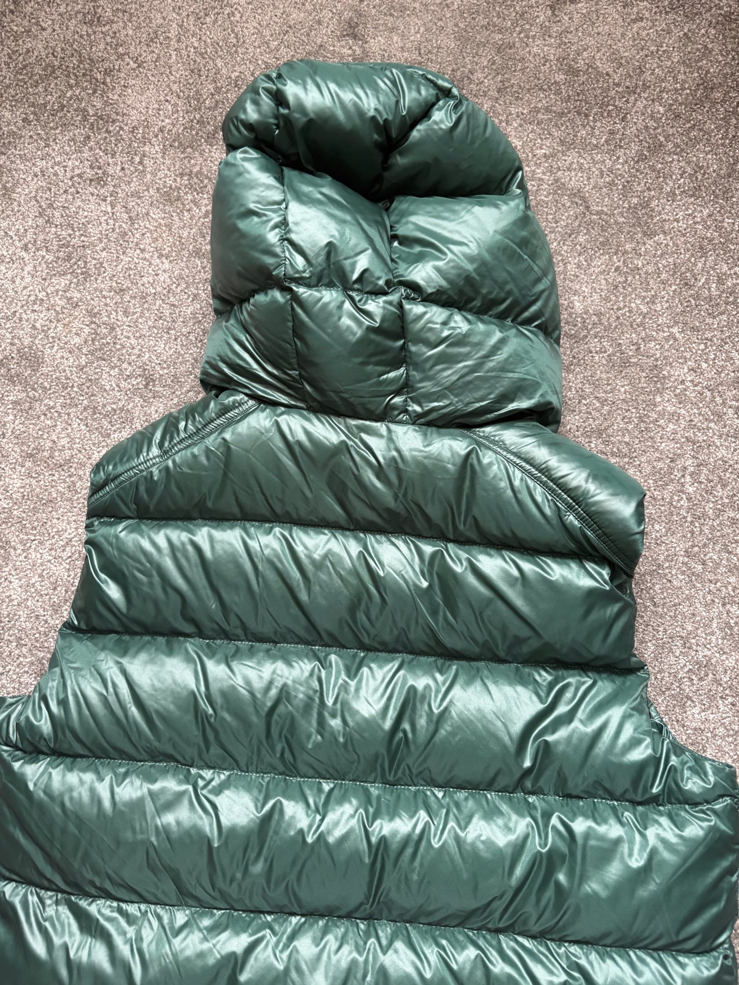 Moncler Luiro Hooded Down Gilet