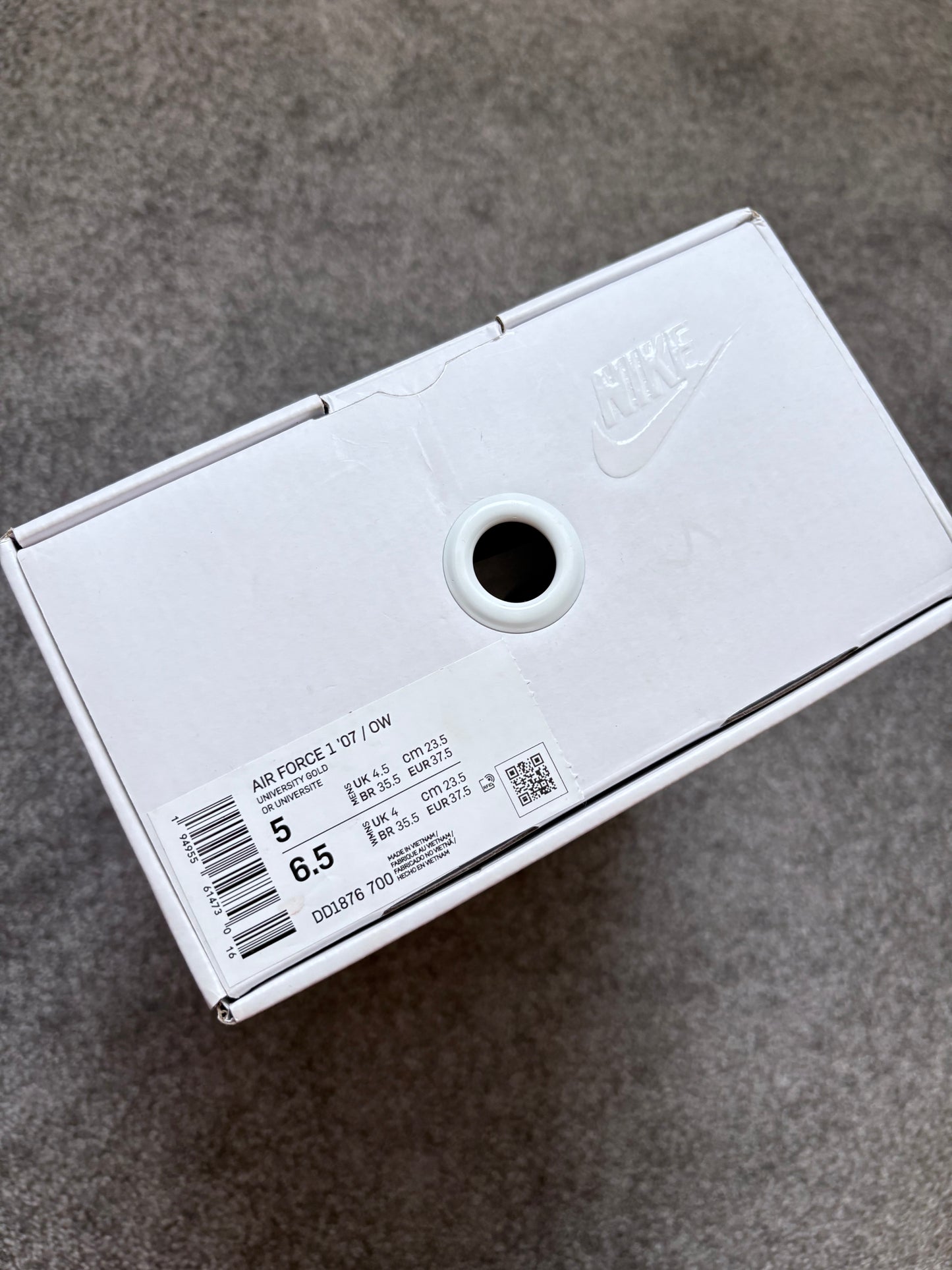 Nike Off White ICA Lemonade University Gold Air Force 1s