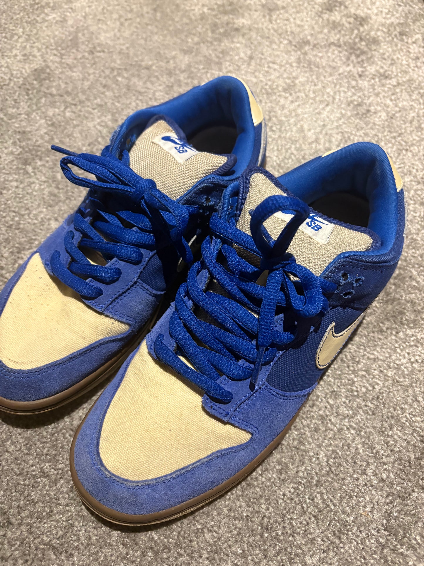 Nike SB Melbourne Gold Rail 2008 Dunks