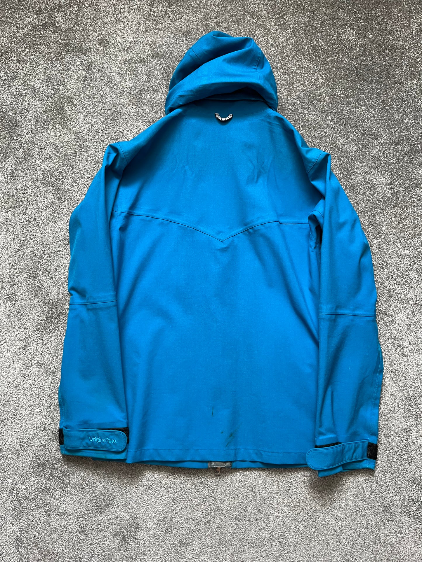 Original Fake Kaws 2009 Blue Goretex Jacket