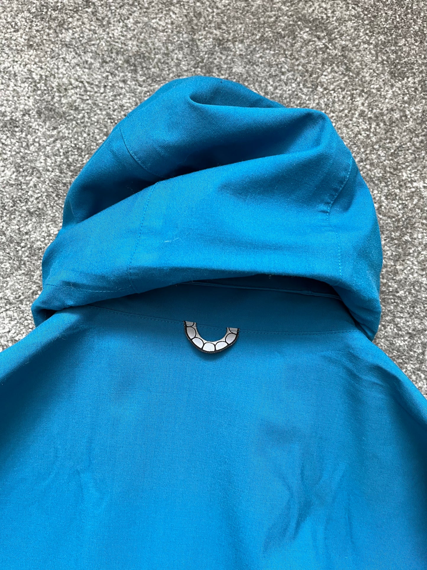 Original Fake Kaws 2009 Blue Goretex Jacket