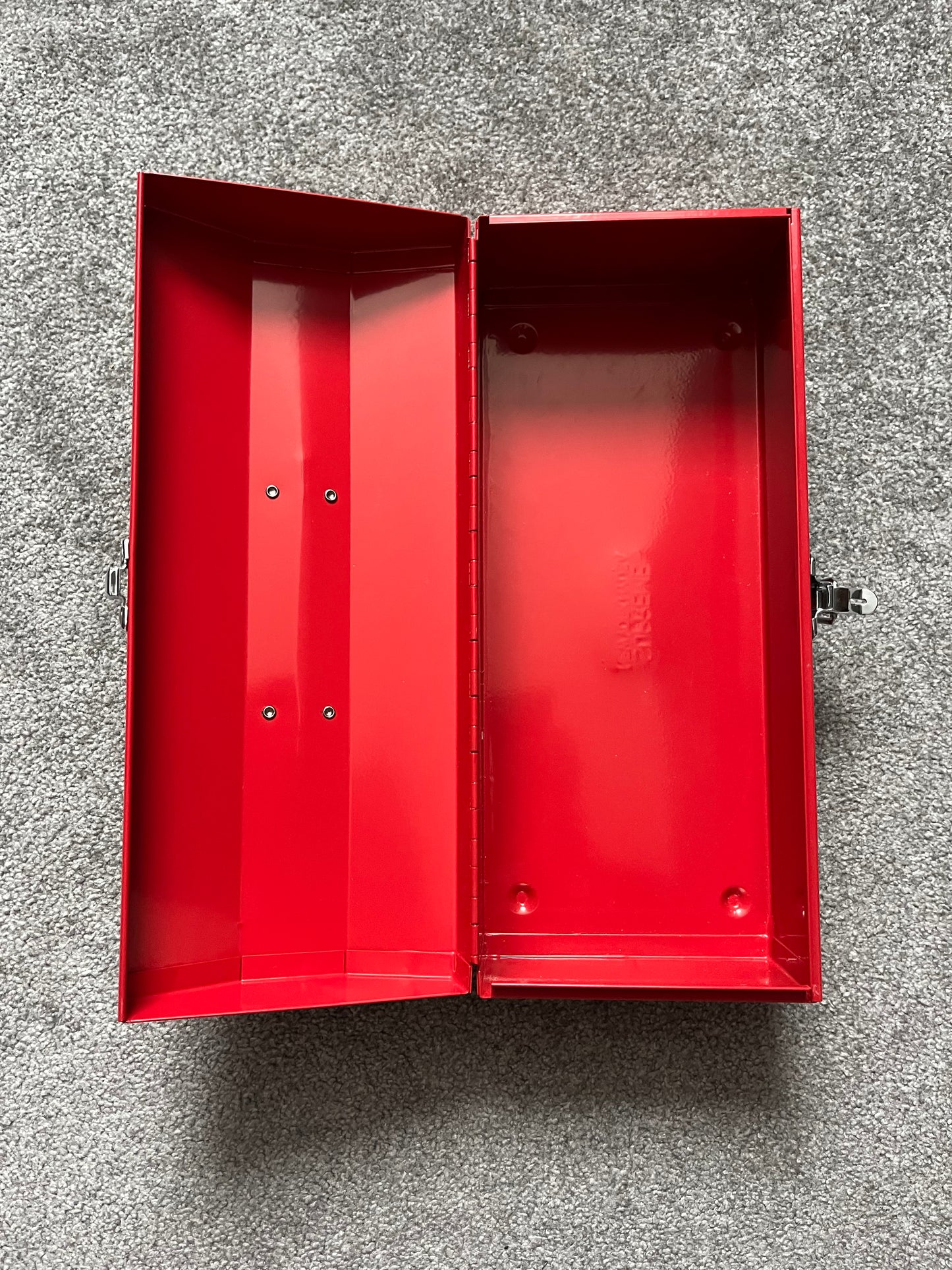 Supreme Metal Red 2014 Tool Box