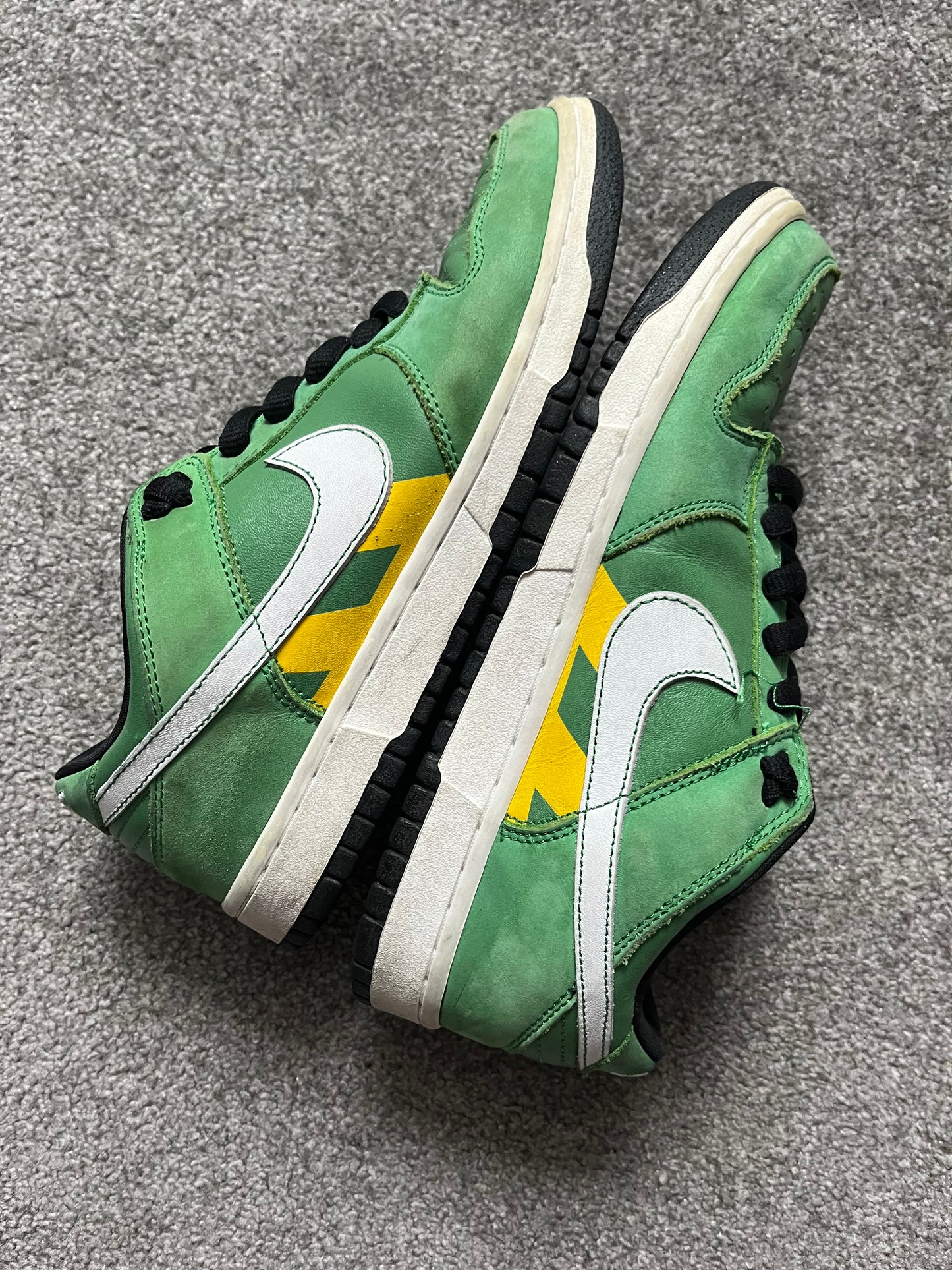 Nike SB Tokyo Green Taxi 2006 Dunks