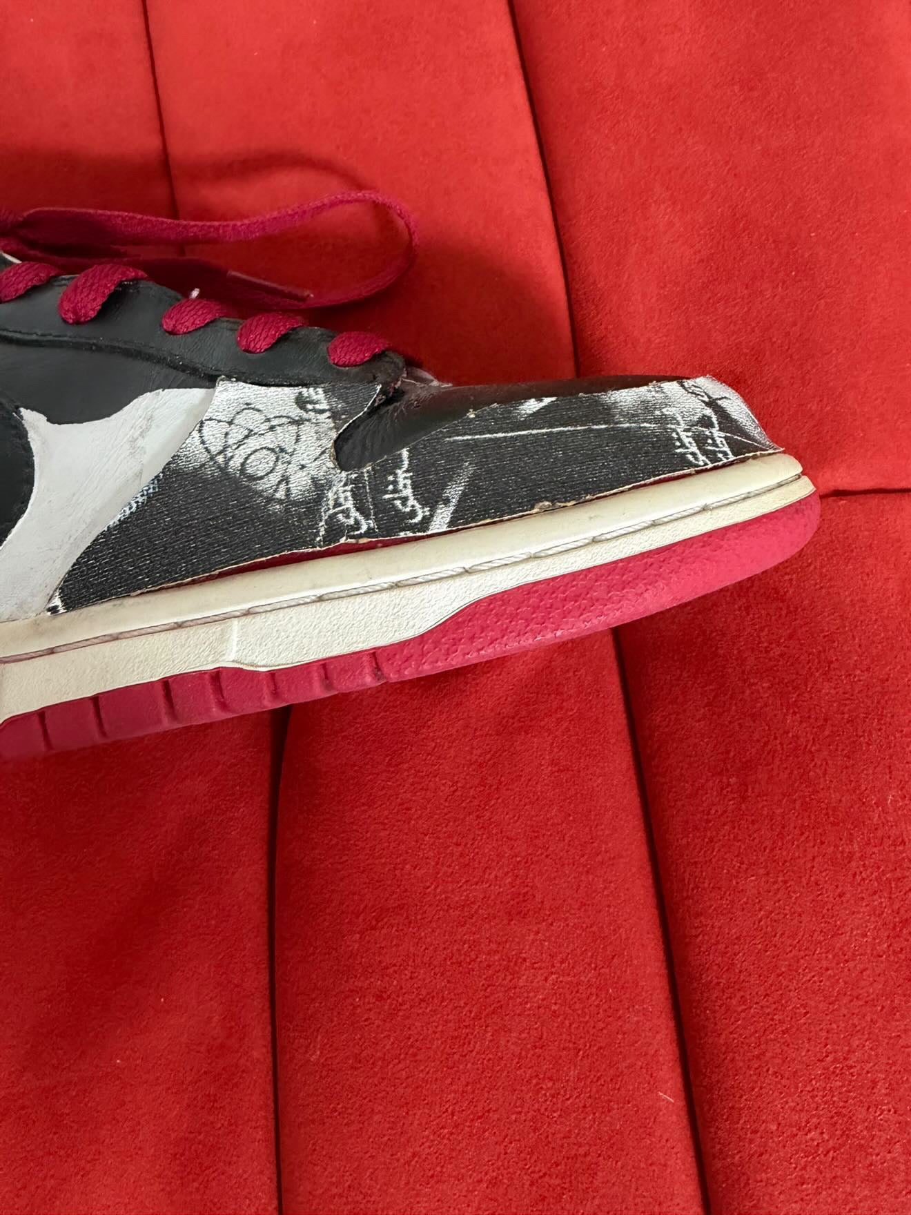 Nike x SBTG Futura Dunks