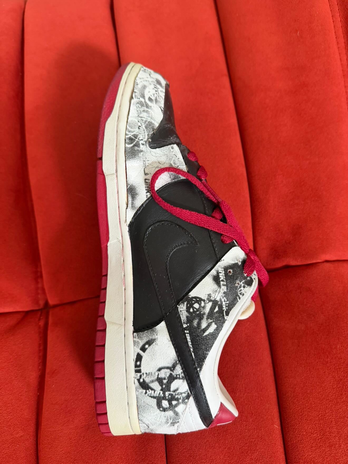 Nike x SBTG Futura Dunks