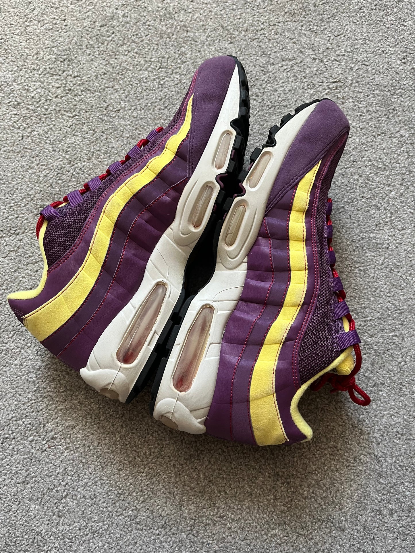 Nike Powerwall BRS 2006 Air Max 95s