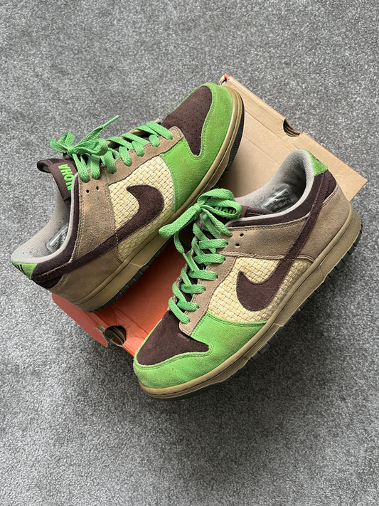 Nike SB Aloha 2004 Dunks