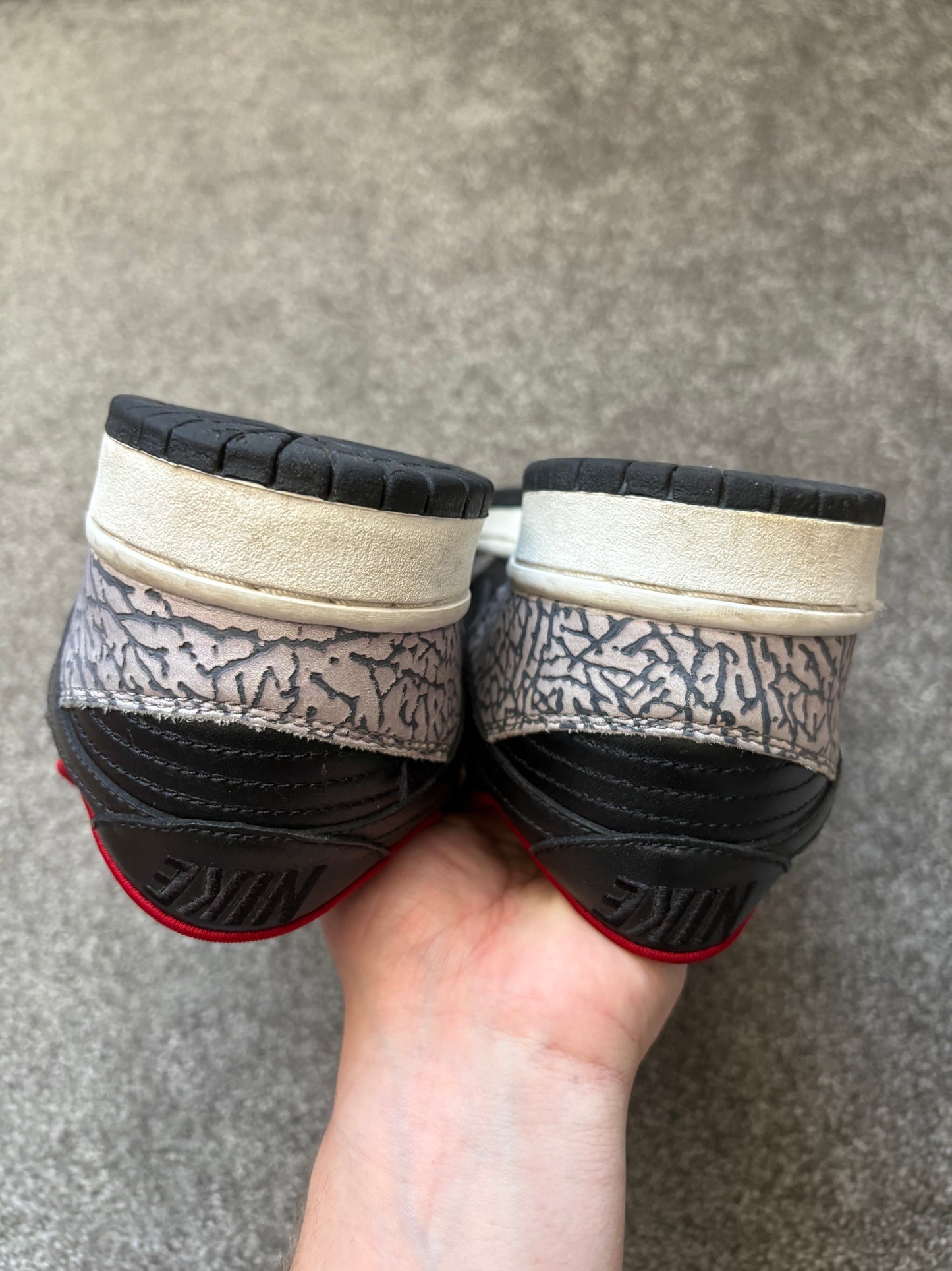 Nike SB Supreme Cement 2002 Dunks