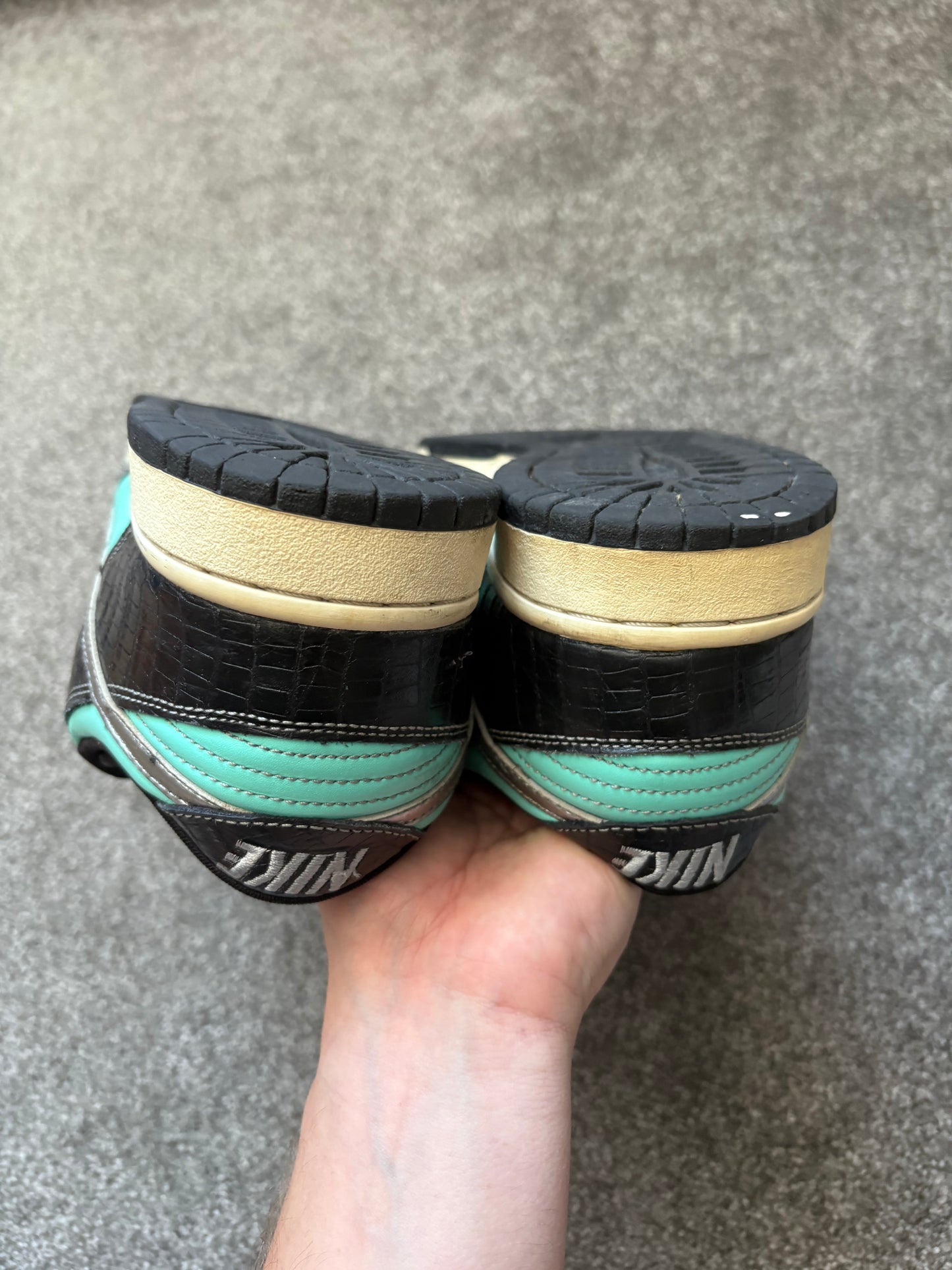 Nike SB Tiffany Diamond 2005 Dunks