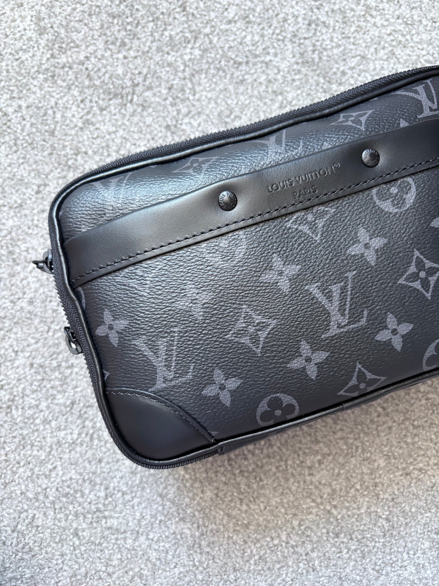 Louis Vuitton Alpha Messenger Black Leather Monogram Eclipse Bag