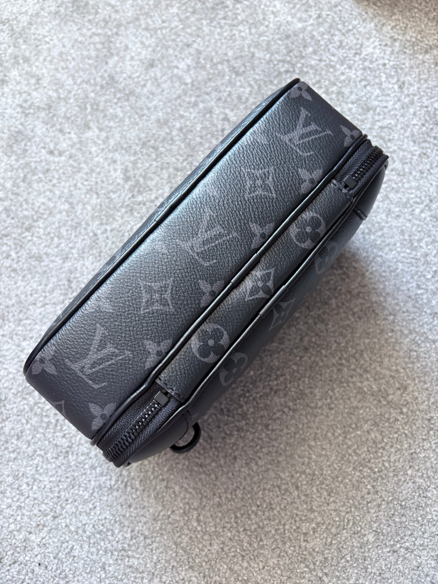 Louis Vuitton Alpha Messenger Black Leather Monogram Eclipse Bag