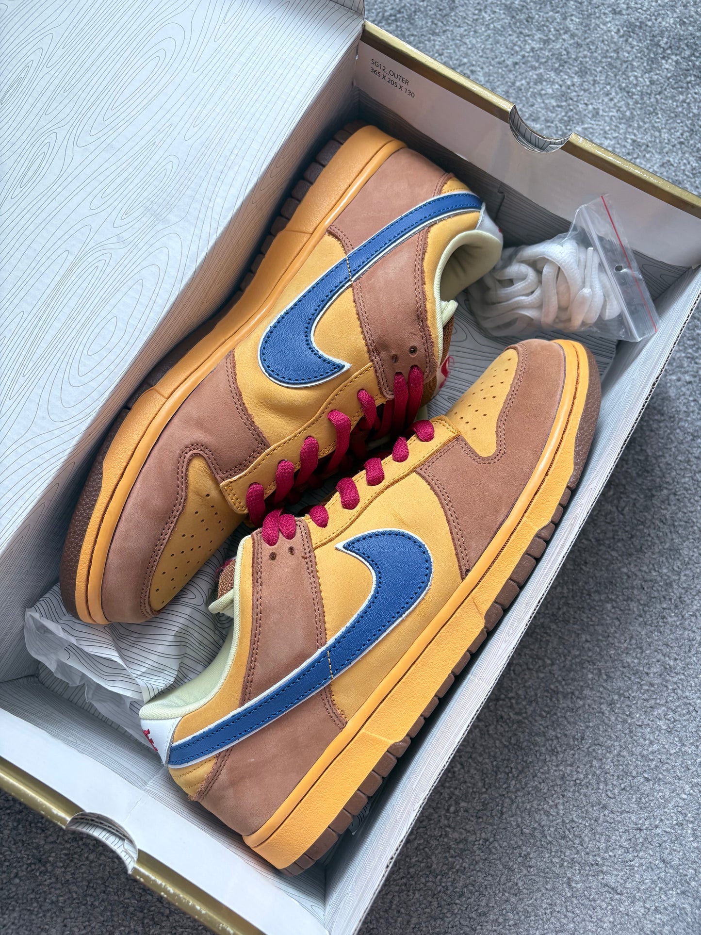 Nike Newcastle Brown Ale 2008 Dunks