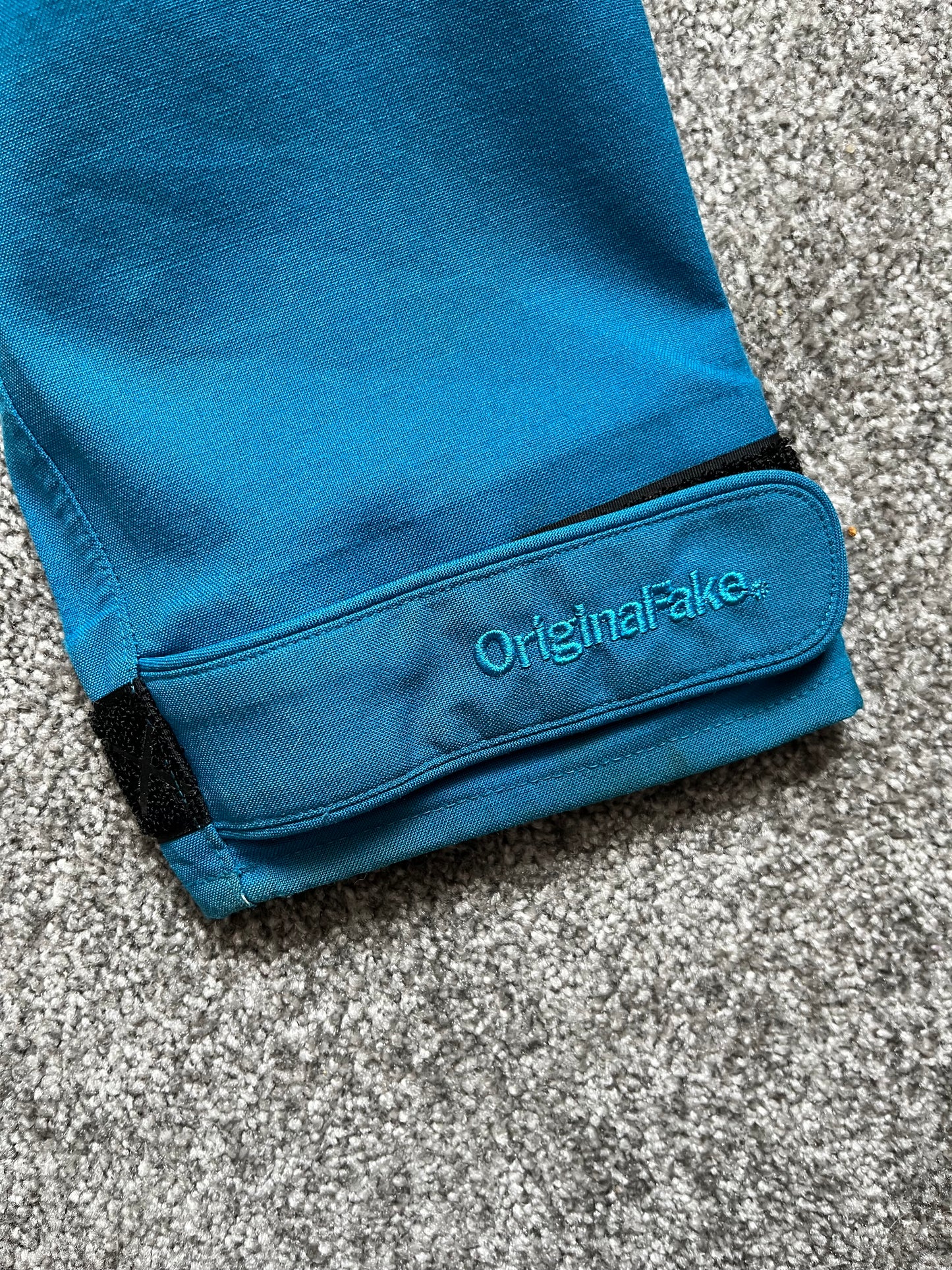 Original Fake Kaws 2009 Blue Goretex Jacket