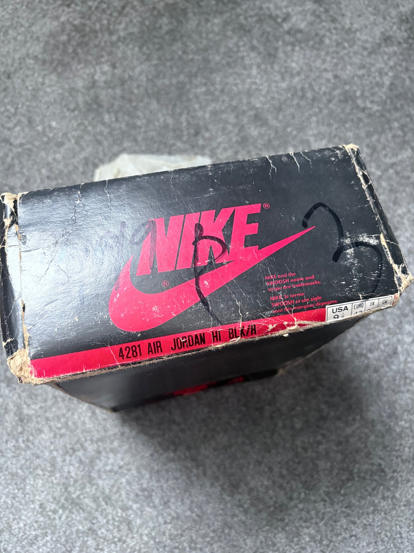 Nike 1985 Air Jordan 1 Bred OG Trainers