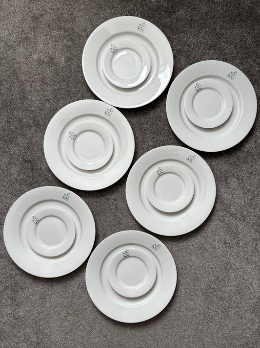Damien Hirst 1997 Pharmacy Cafe Dinnner Plate Set