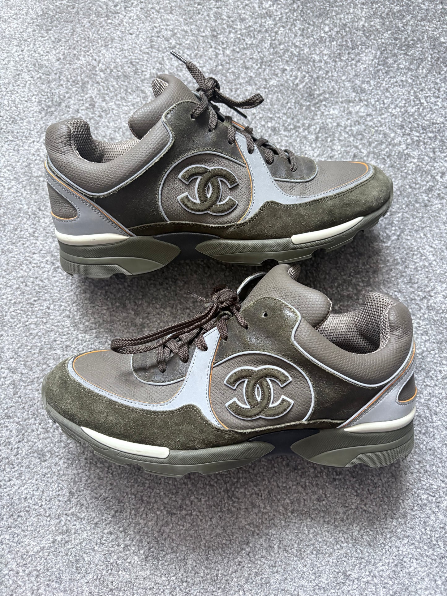 Chanel 2015 3M Khaki CC Runner Sneaker Trainers