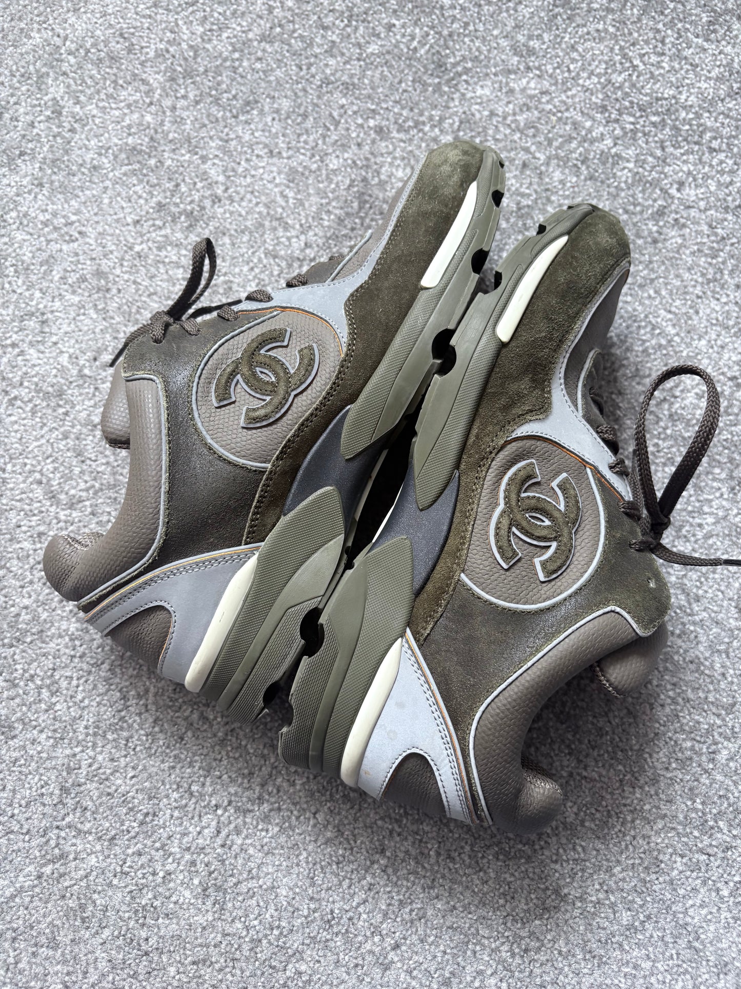 Chanel 2015 3M Khaki CC Runner Sneaker Trainers