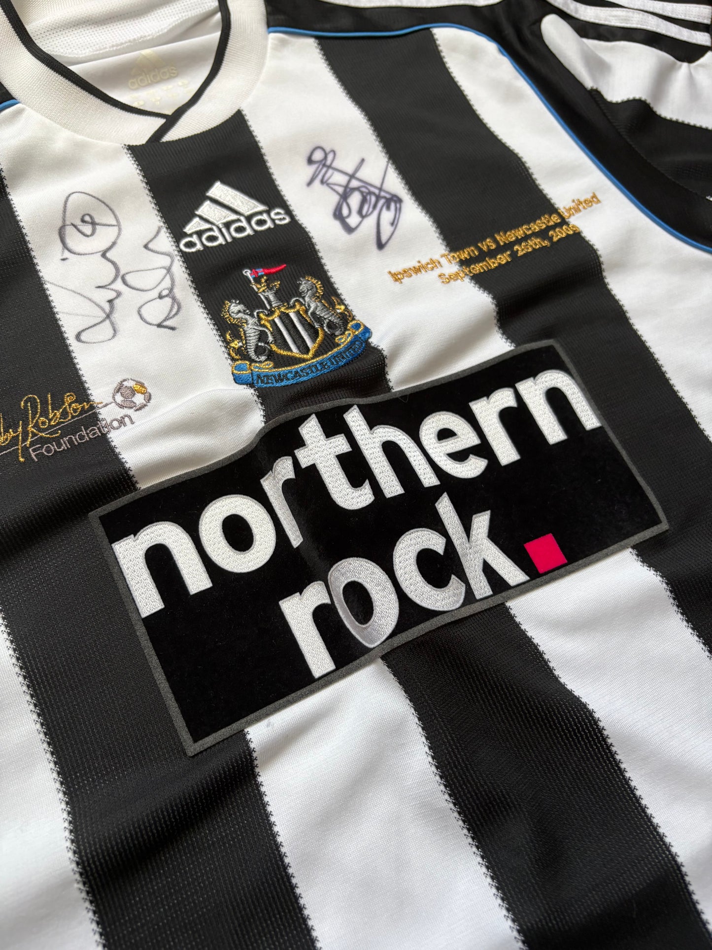 Newcastle United 2009 Bobby Robson Signed Shirt