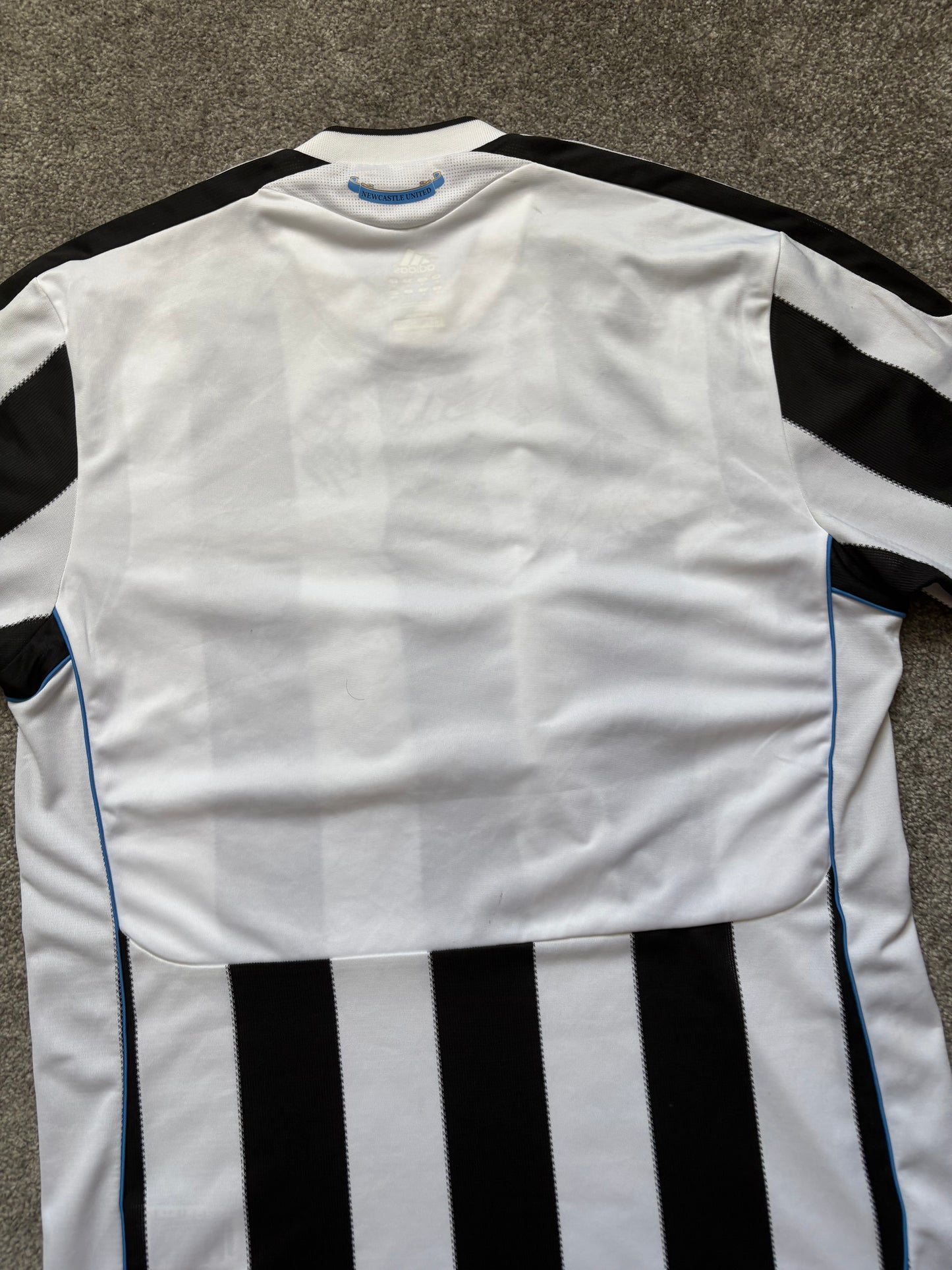 Newcastle United 2009 Bobby Robson Signed Shirt